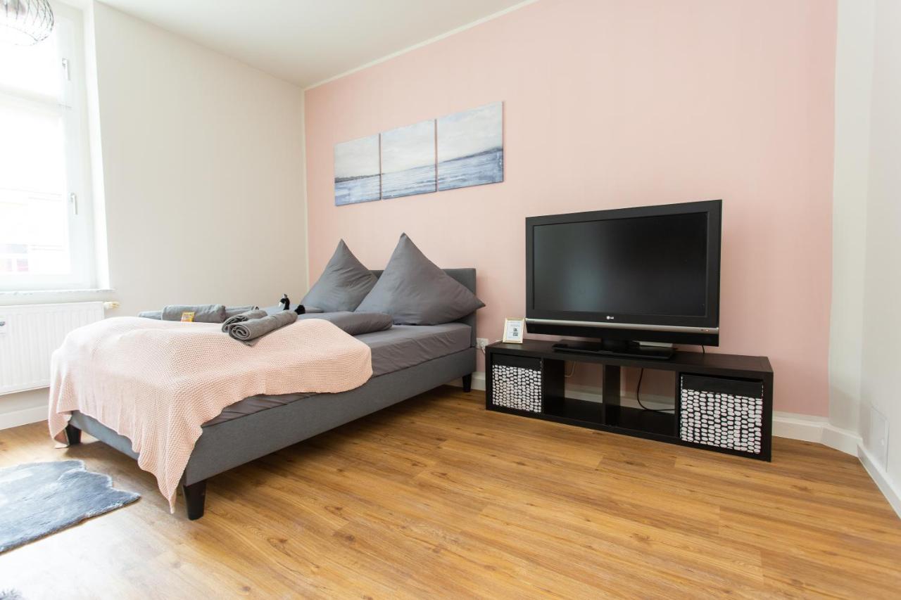 Fullhouse - Zwickau - F45 Apartments - Smarttv - Nespresso Ngoại thất bức ảnh