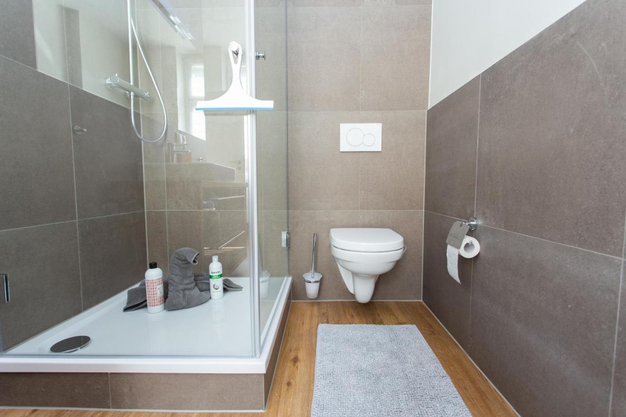 Fullhouse - Zwickau - F45 Apartments - Smarttv - Nespresso Ngoại thất bức ảnh